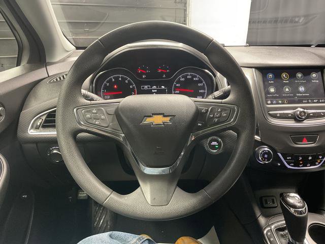 Used 2019 Chevrolet Cruze LT w/ Convenience Package image 17