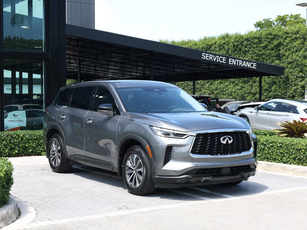 Certified 2023 INFINITI QX60 Pure FWD image 2