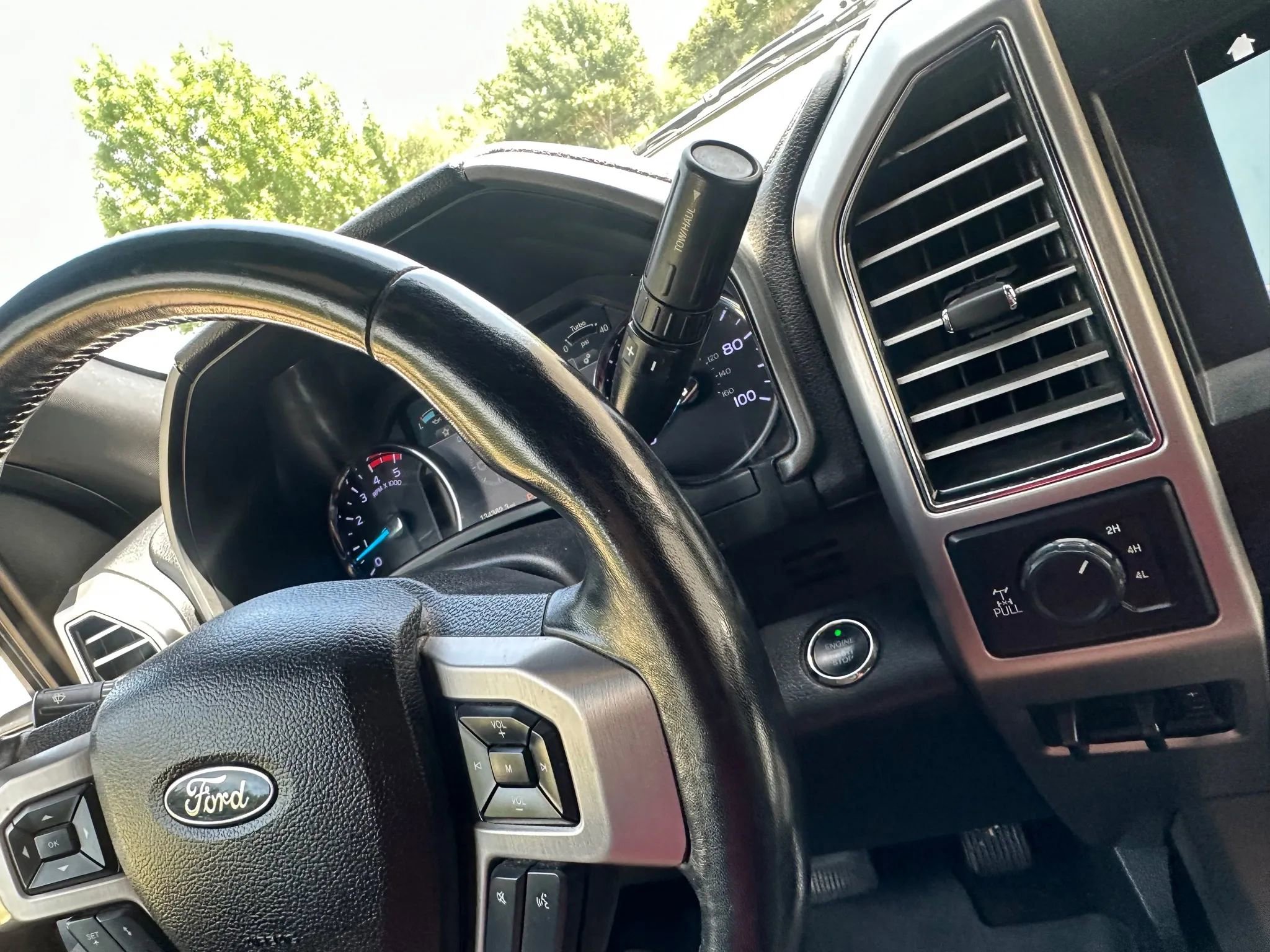 Used 2018 Ford F250 Platinum w/ Platinum Ultimate Package image 38