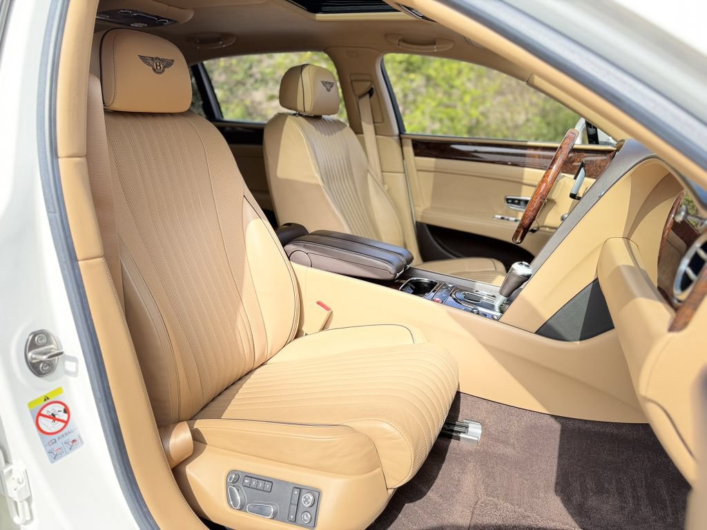 Used 2018 Bentley Flying Spur S V8 AWD/4WD image 20