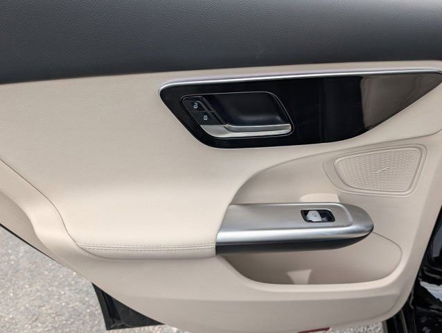 Used 2025 Mercedes-Benz C 300 4MATIC Sedan image 24