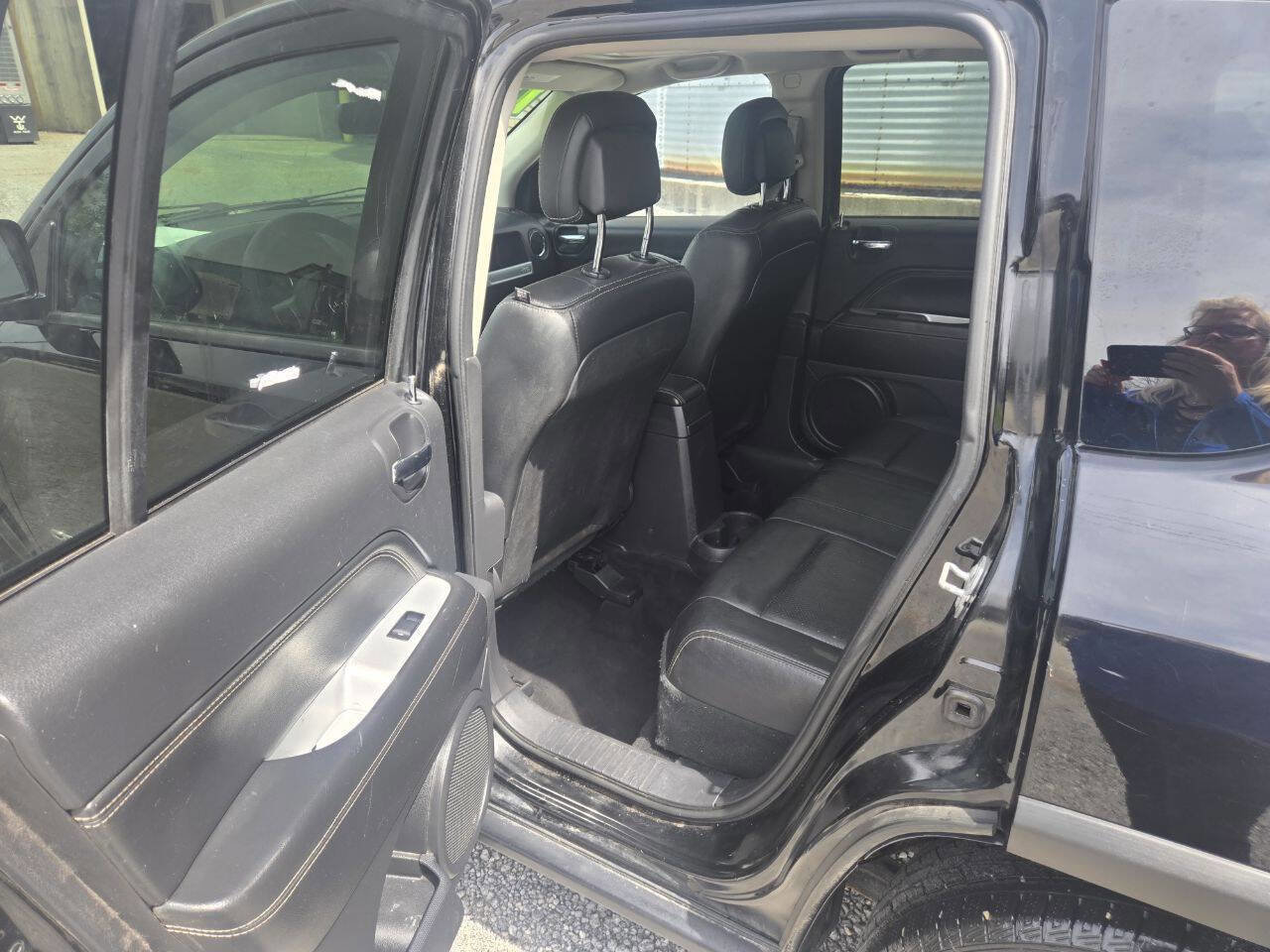 Used 2017 Jeep Compass High Altitude AWD/4WD image 12