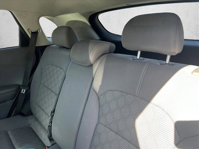 Used 2022 Kia Niro LX image 20