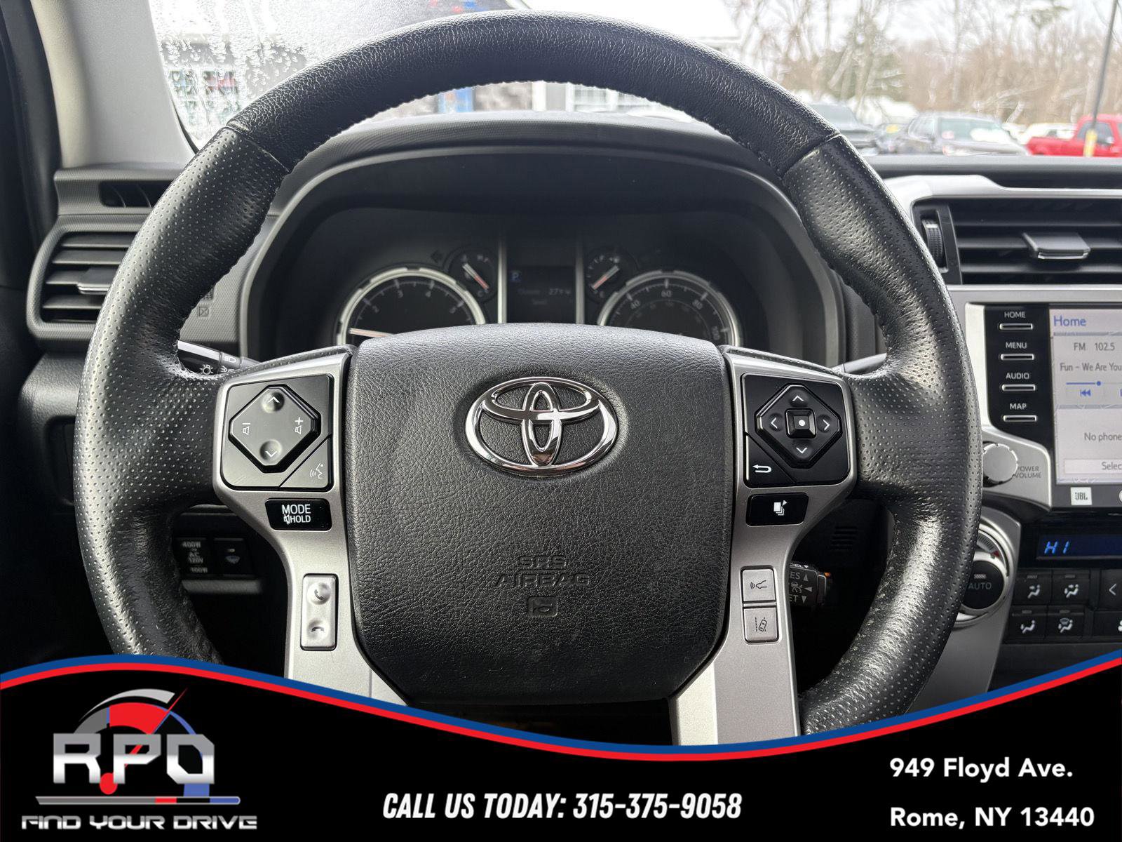 Used 2023 Toyota 4Runner Limited image 14