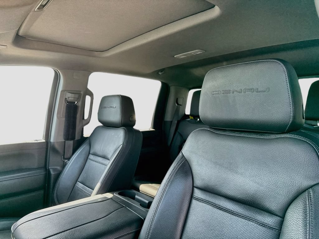 Used 2023 GMC Sierra 2500 Denali w/ Denali Ultimate Package AWD/4WD image 11