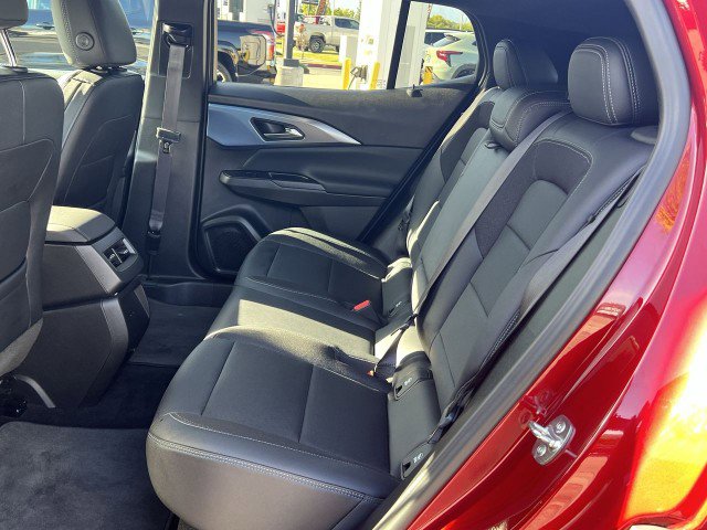 Used 2025 Chevrolet Equinox EV LT w/ Convenience Package image 24