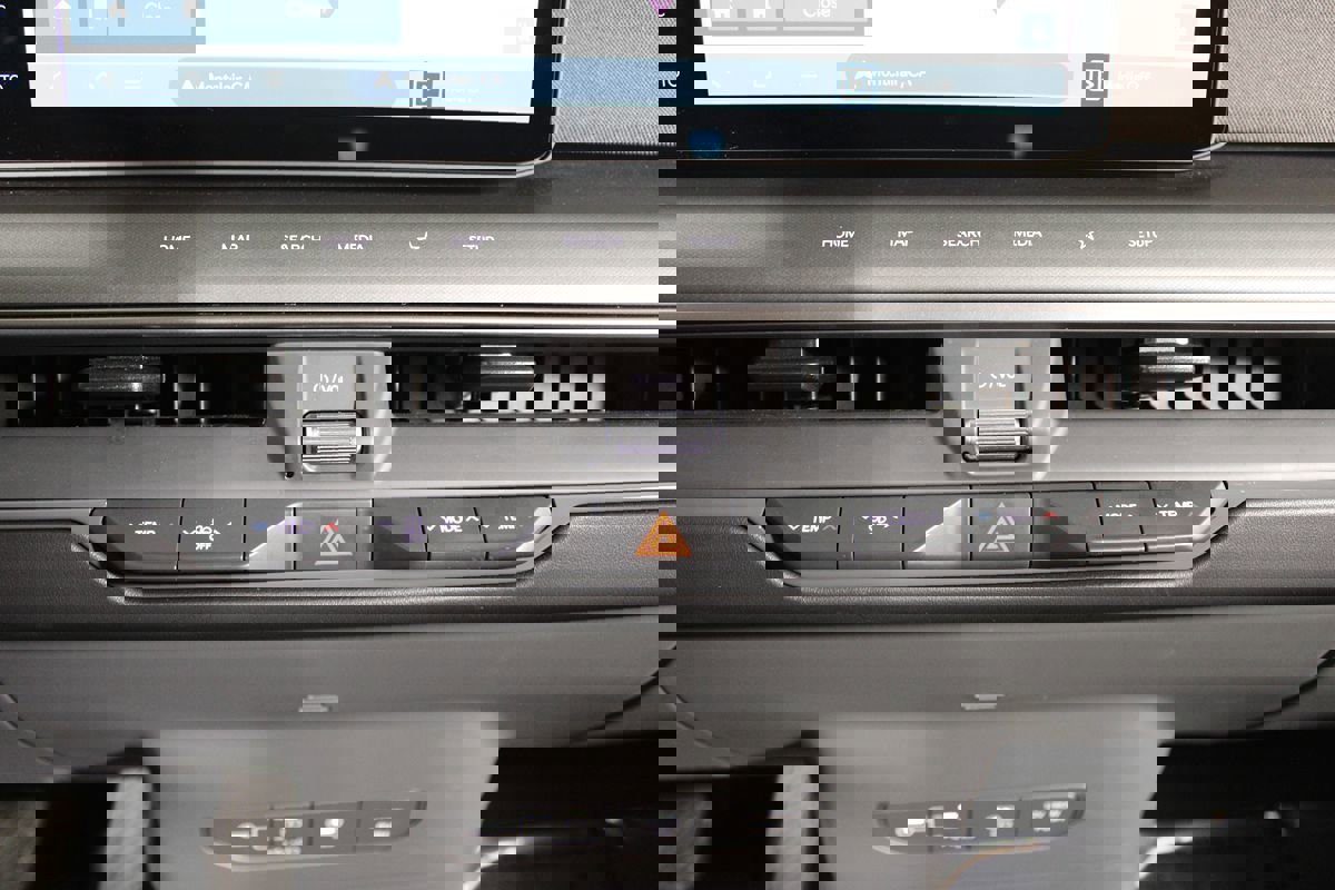 Used 2025 Kia EV9 Light Long Range image 21