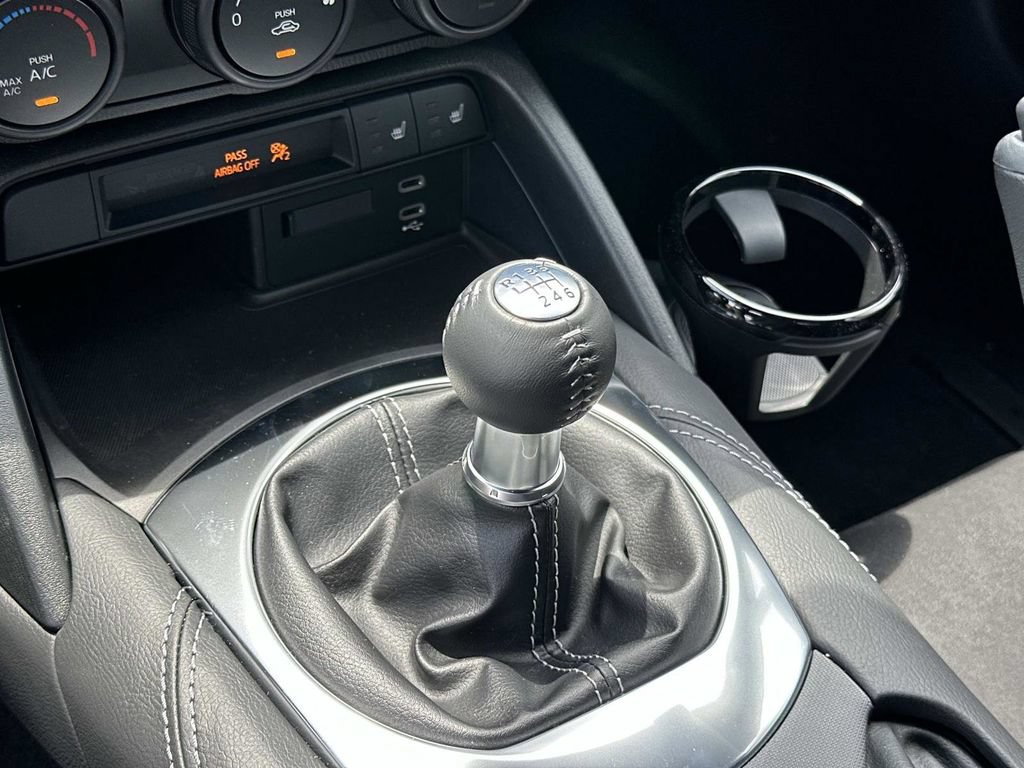 New 2026 MAZDA MX-5 Miata Club RWD image 14