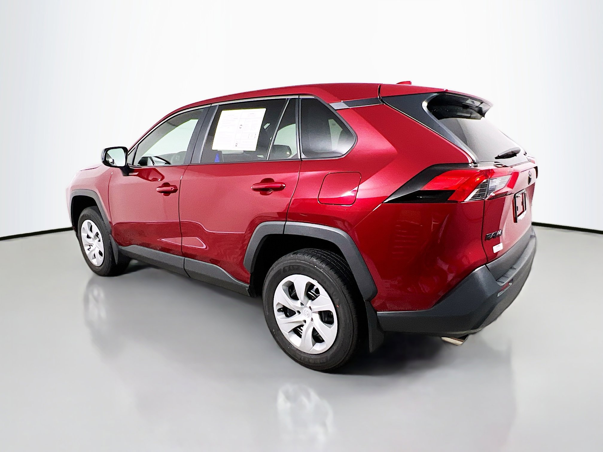 Used 2025 Toyota RAV4 LE image 8