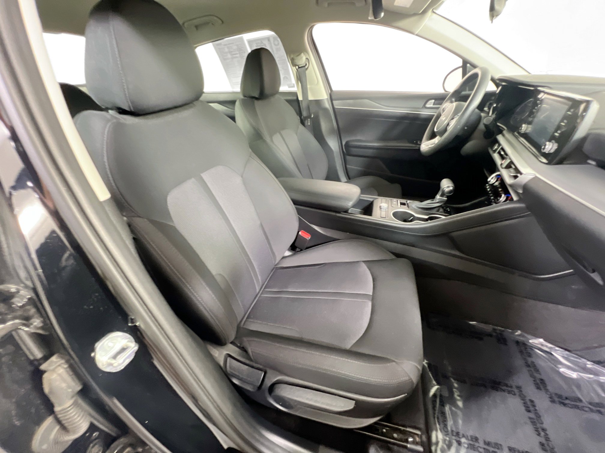 Used 2024 Kia K5 LXS image 25