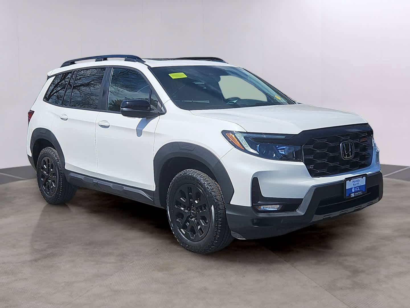 Certified 2023 Honda Passport TrailSport image 3