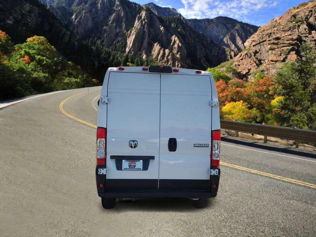 Used 2023 RAM ProMaster 2500 FWD image 4