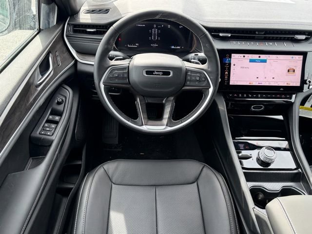 New 2026 Jeep Grand Cherokee Limited AWD/4WD image 40