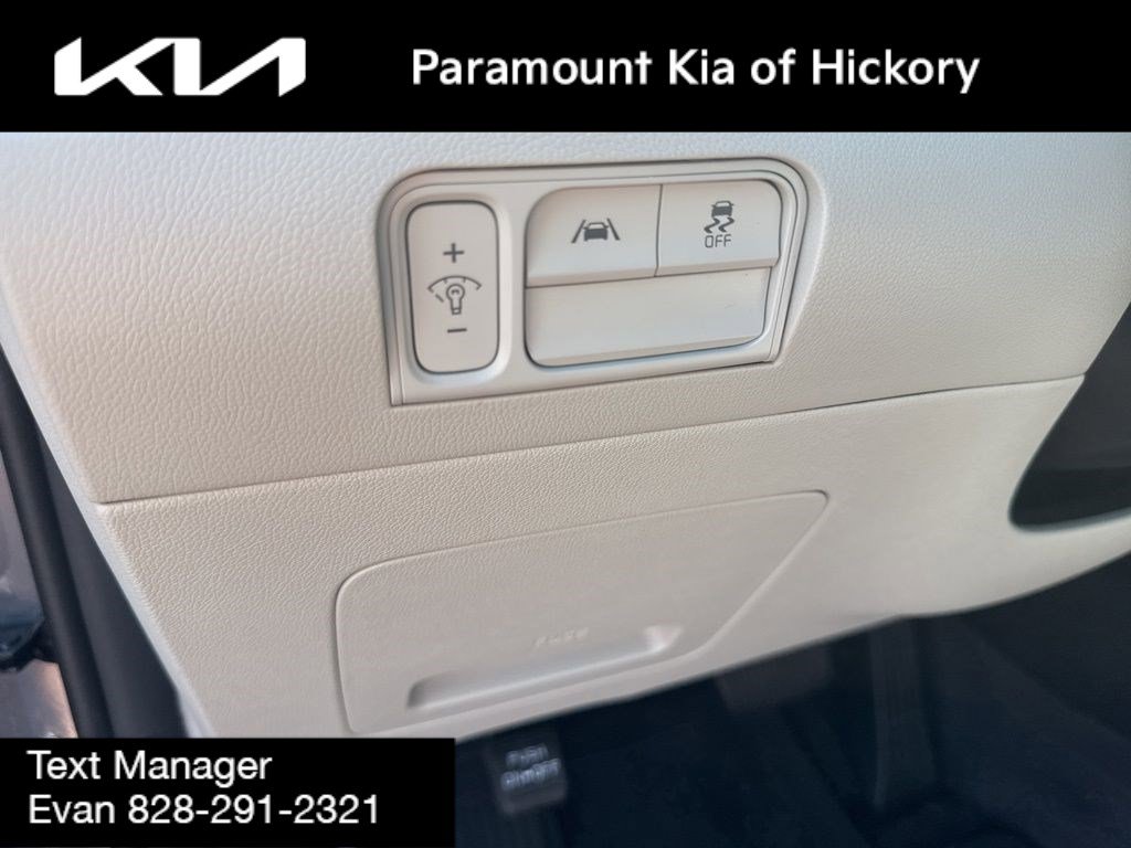 Used 2022 Kia Sorento S image 21