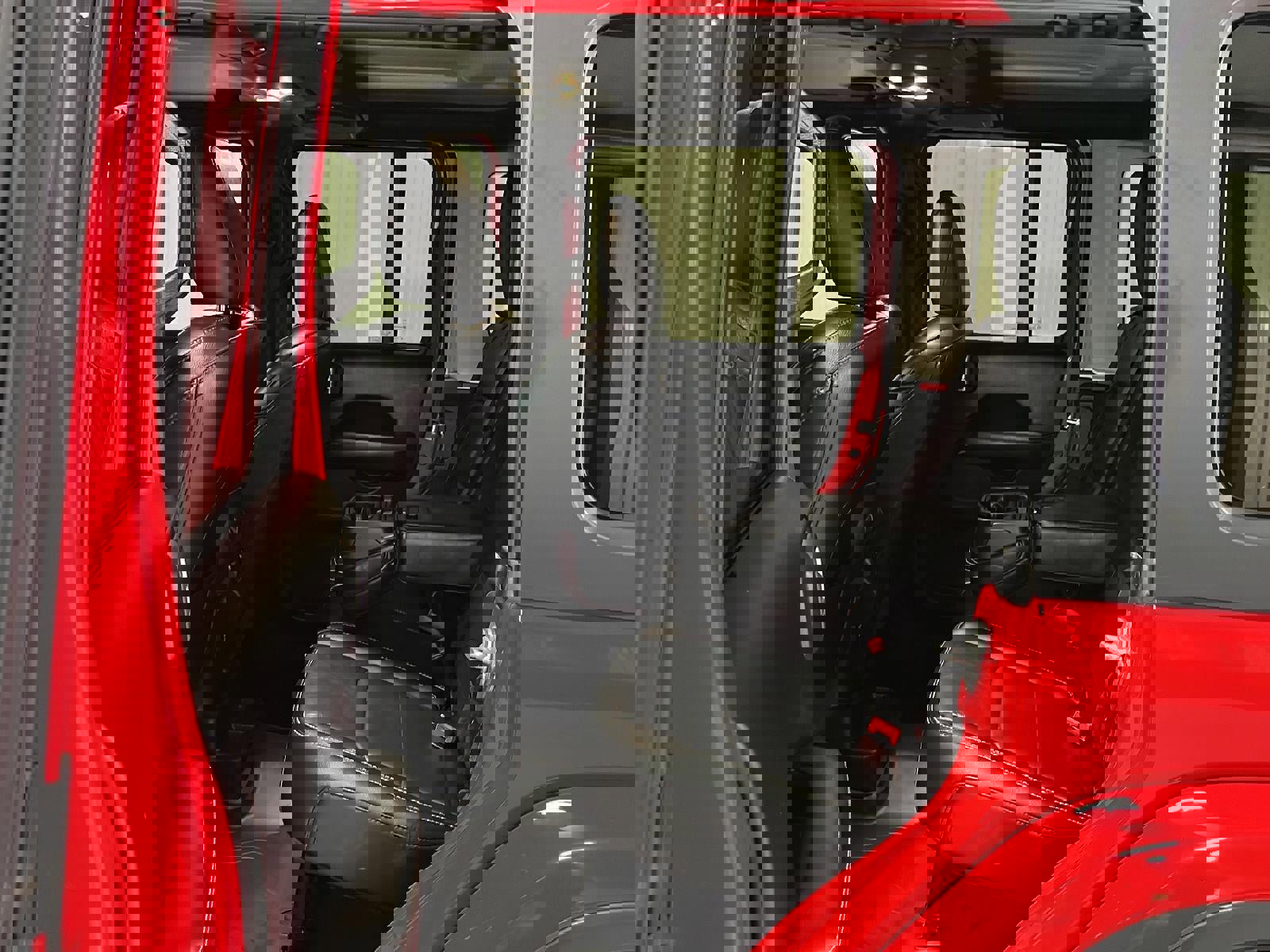 Used 2019 Jeep Wrangler Unlimited Sahara image 12