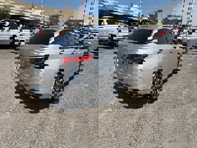 Used 2024 Nissan Versa S w/ S Plus Package image 4