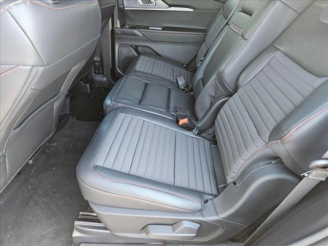 New 2025 Ford Explorer ST-Line image 16