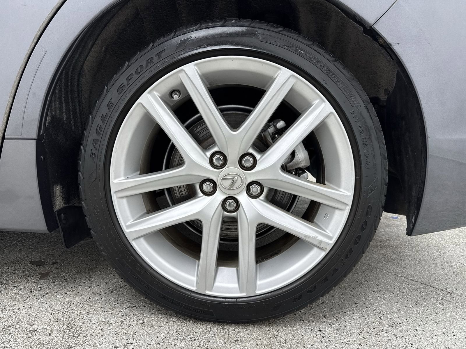 Used 2014 Lexus CT 200h image 40