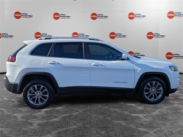 Used 2019 Jeep Cherokee Latitude Plus image 4