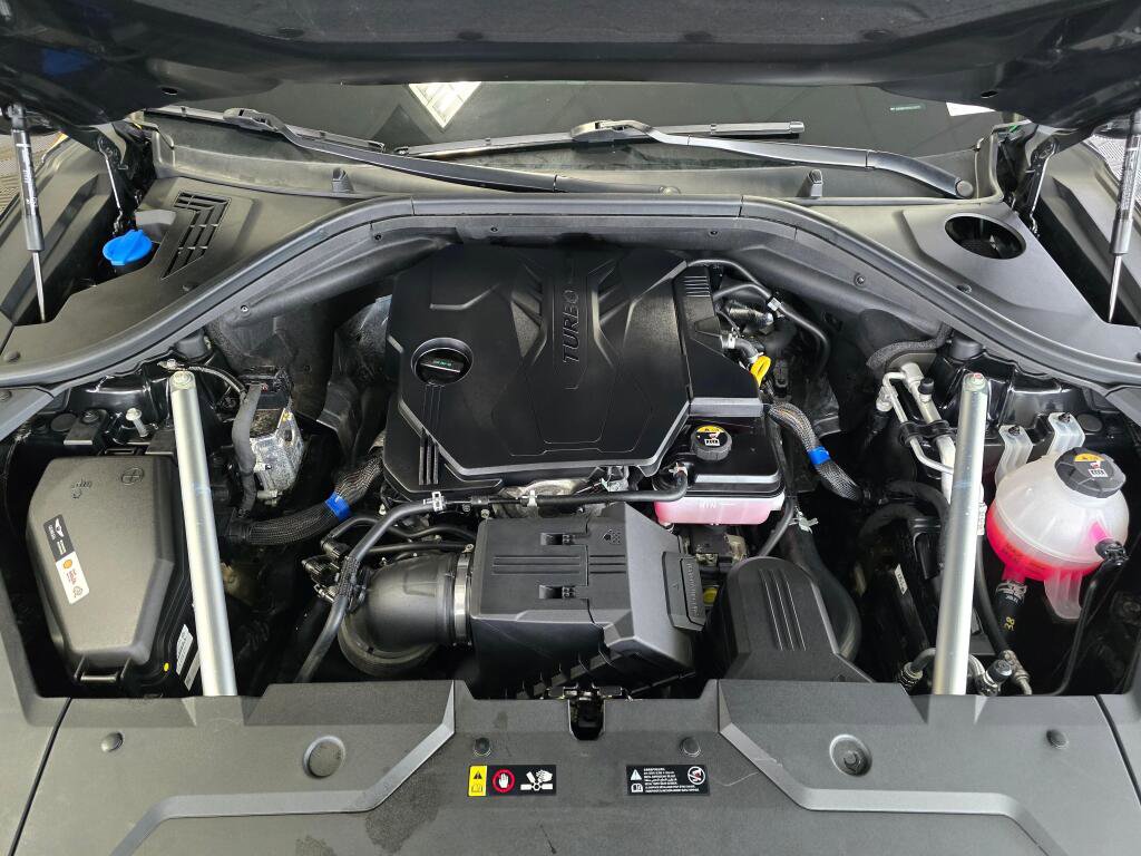 Used 2025 Genesis GV70 2.5T image 12