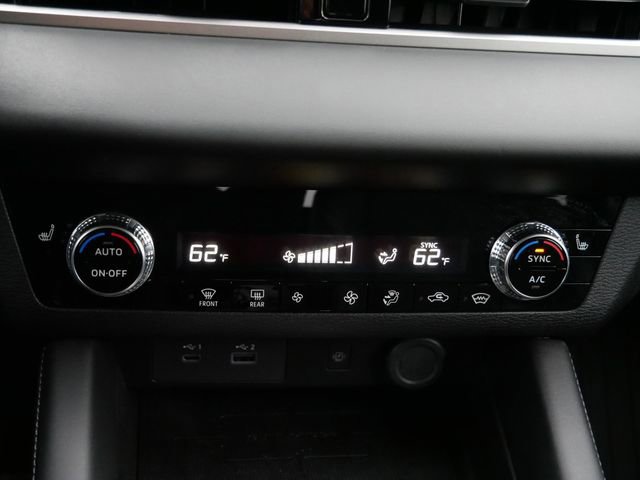 Used 2024 Mitsubishi Outlander SE image 21