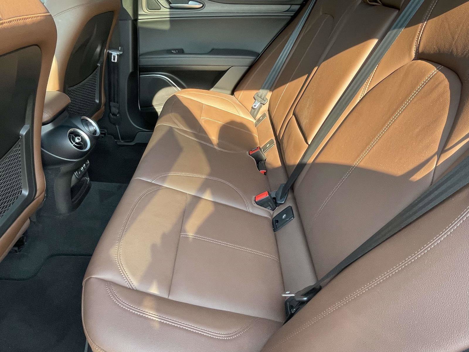 Used 2022 Alfa Romeo Stelvio Ti image 27