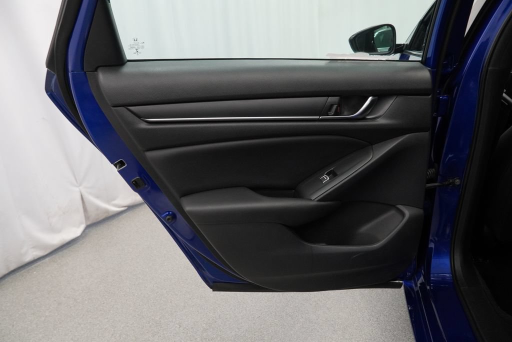 Used 2022 Honda Accord Sport image 42