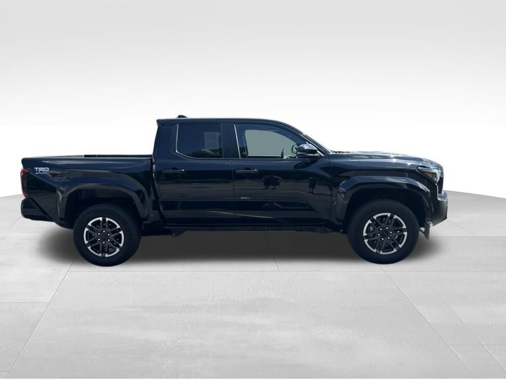 Certified 2024 Toyota Tacoma TRD Sport w/ TRD Sport Upgrade Package AWD/4WD image 5