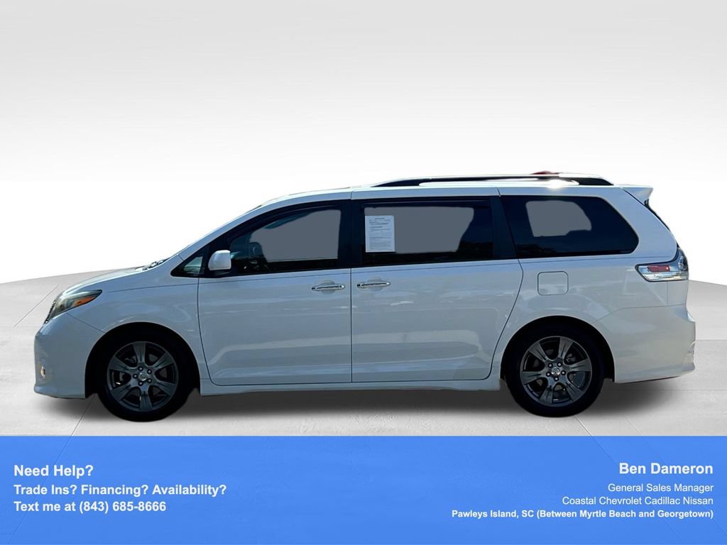 Used 2017 Toyota Sienna SE Premium FWD image 14