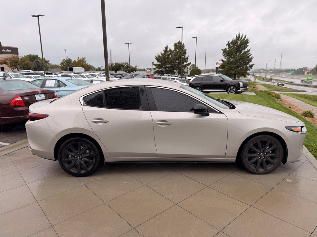 Used 2025 MAZDA MAZDA3 s FWD image 10
