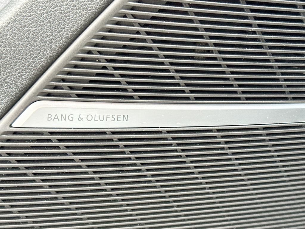 Used 2022 Audi SQ7 Prestige w/ Prestige Package image 20