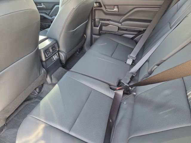 New 2025 Toyota 4Runner Limited image 20