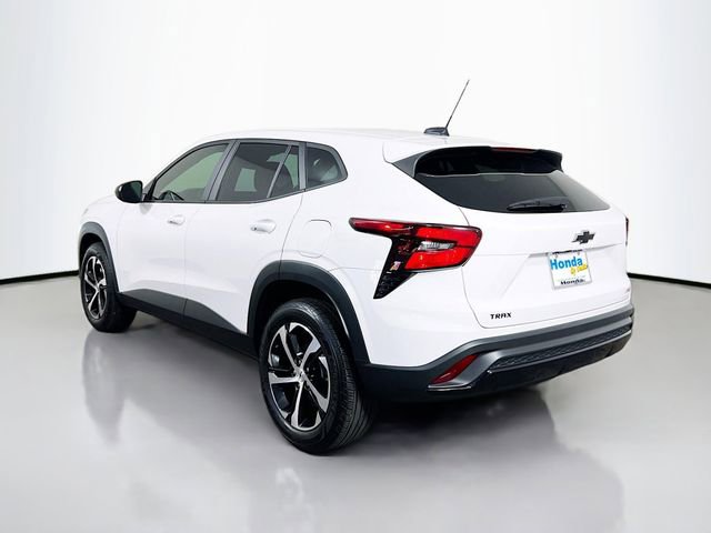 Used 2024 Chevrolet Trax RS image 7