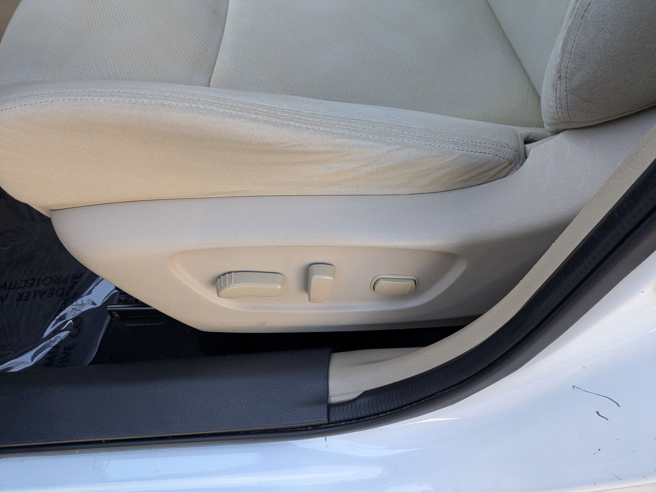 Used 2016 Nissan Rogue SV w/ SV Premium Package image 22