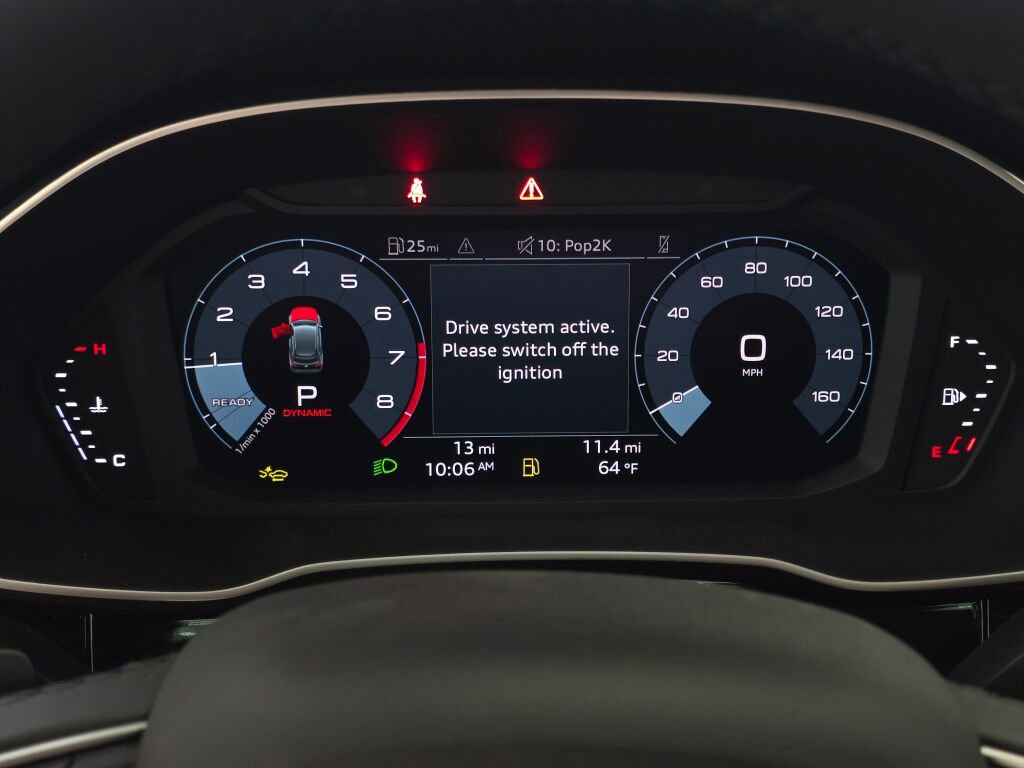 New 2025 Audi Q3 2.0T Premium image 25