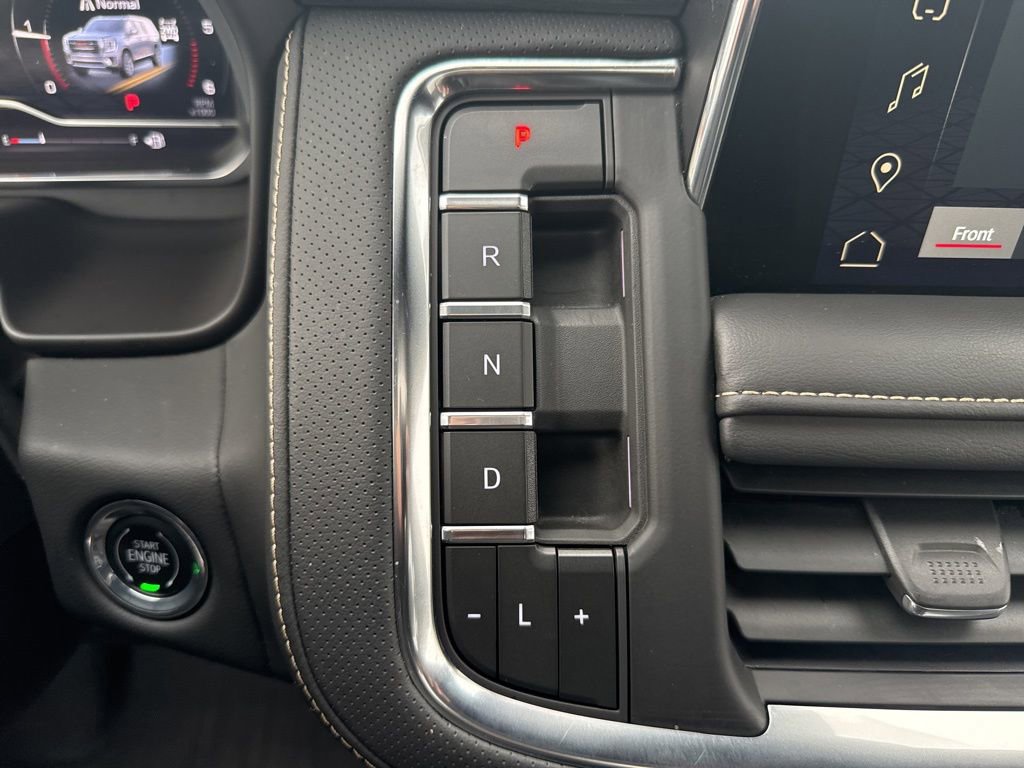 Used 2023 GMC Yukon SLT w/ SLT Premium Package image 19