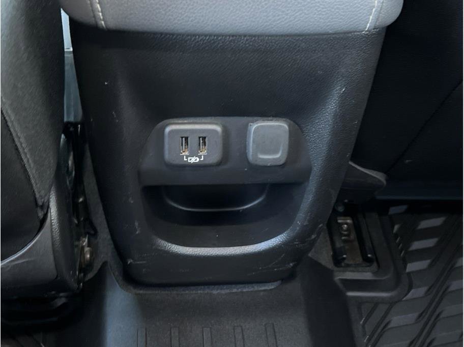 Used 2020 Chevrolet Colorado Z71 AWD/4WD image 10
