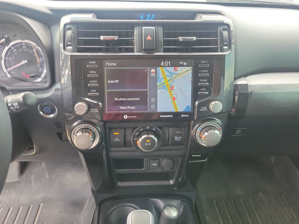 Used 2021 Toyota 4Runner TRD Off-Road Premium AWD/4WD image 28
