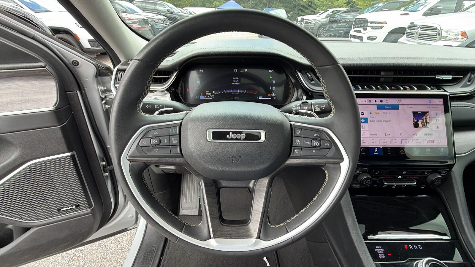 Used 2023 Jeep Grand Cherokee 4WD 4xe image 26