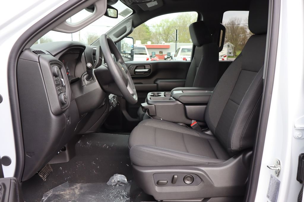 New 2026 Chevrolet Silverado 2500 Custom image 5