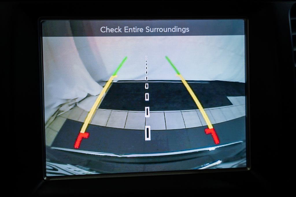 Used 2014 Jeep Grand Cherokee Limited image 49