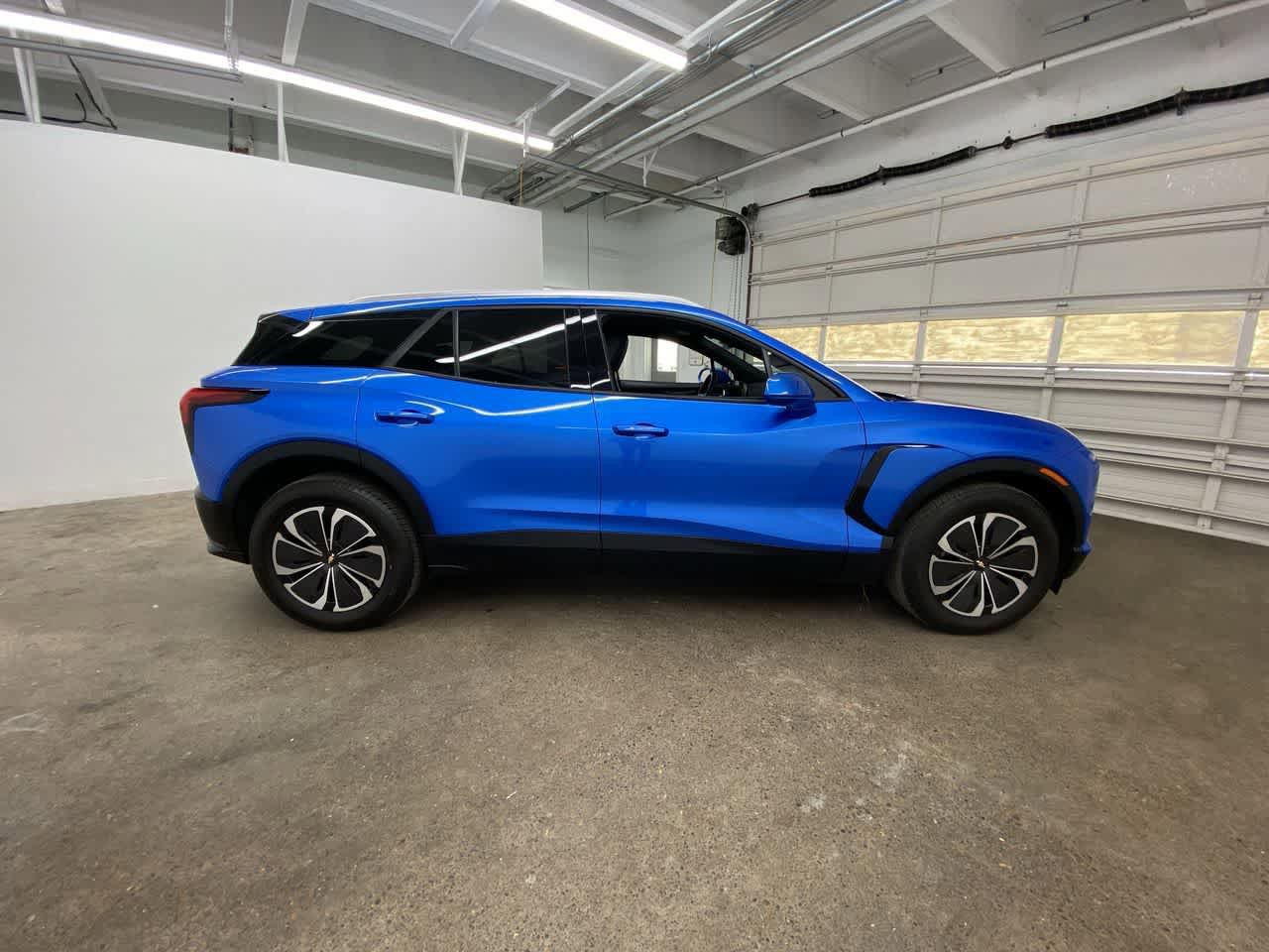 Used 2024 Chevrolet Blazer EV LT AWD/4WD image 7
