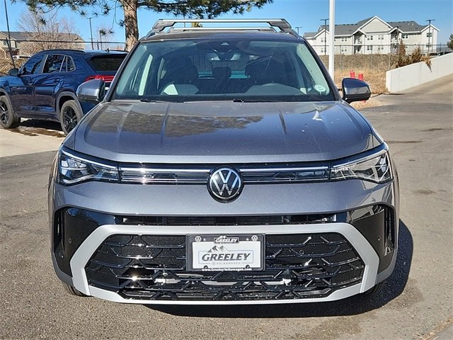 New 2025 Volkswagen Taos SEL image 5