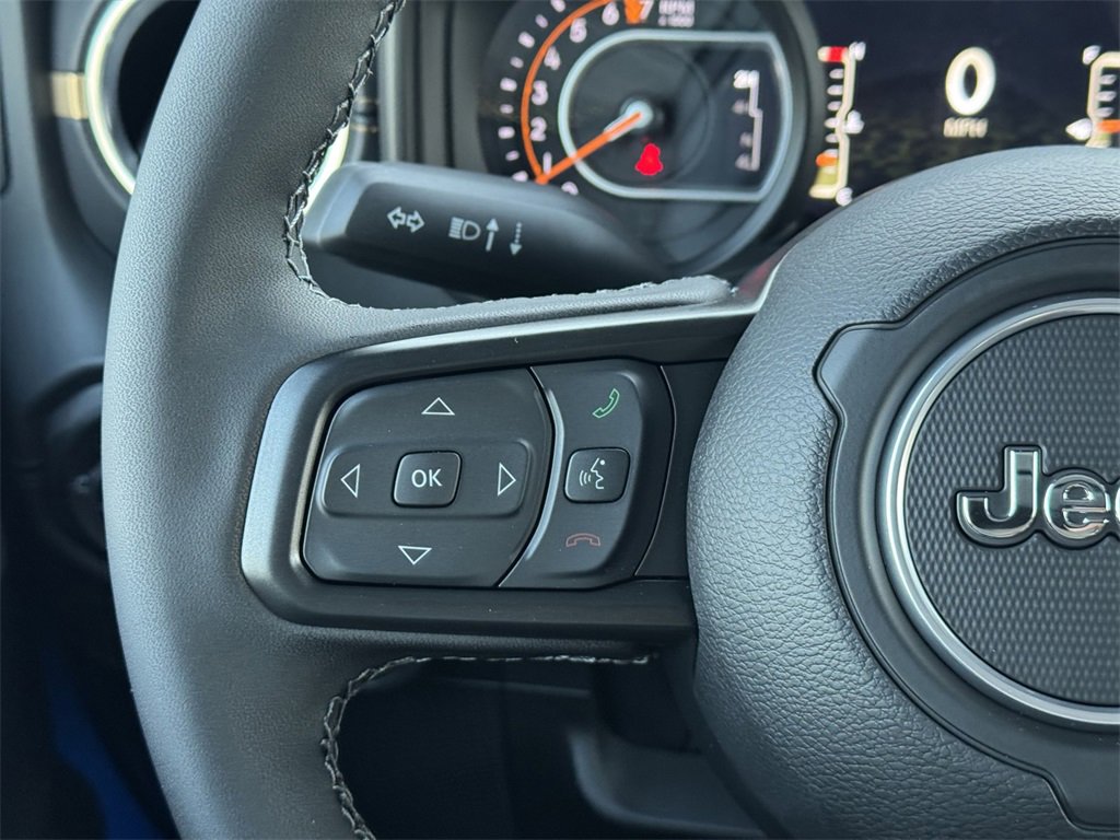 New 2025 Jeep Gladiator Sport image 20