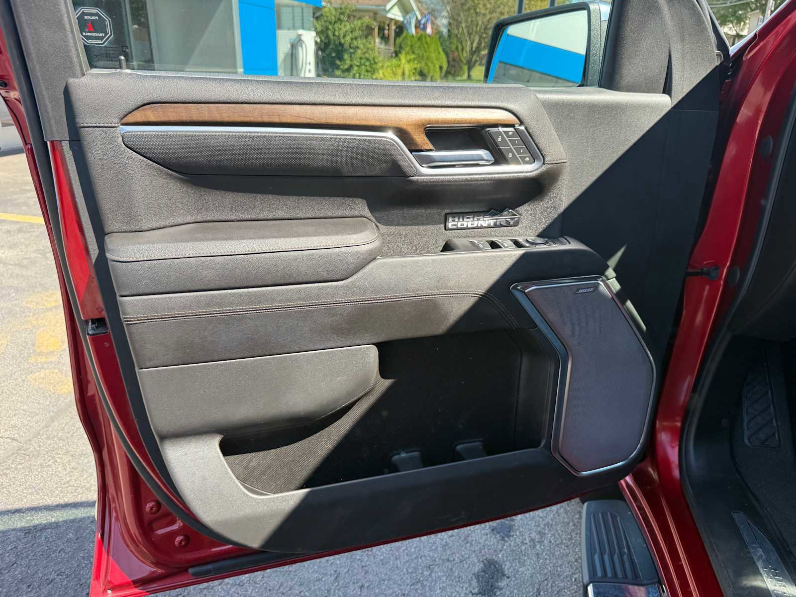 Used 2023 Chevrolet Silverado 1500 High Country w/ Technology Package image 13