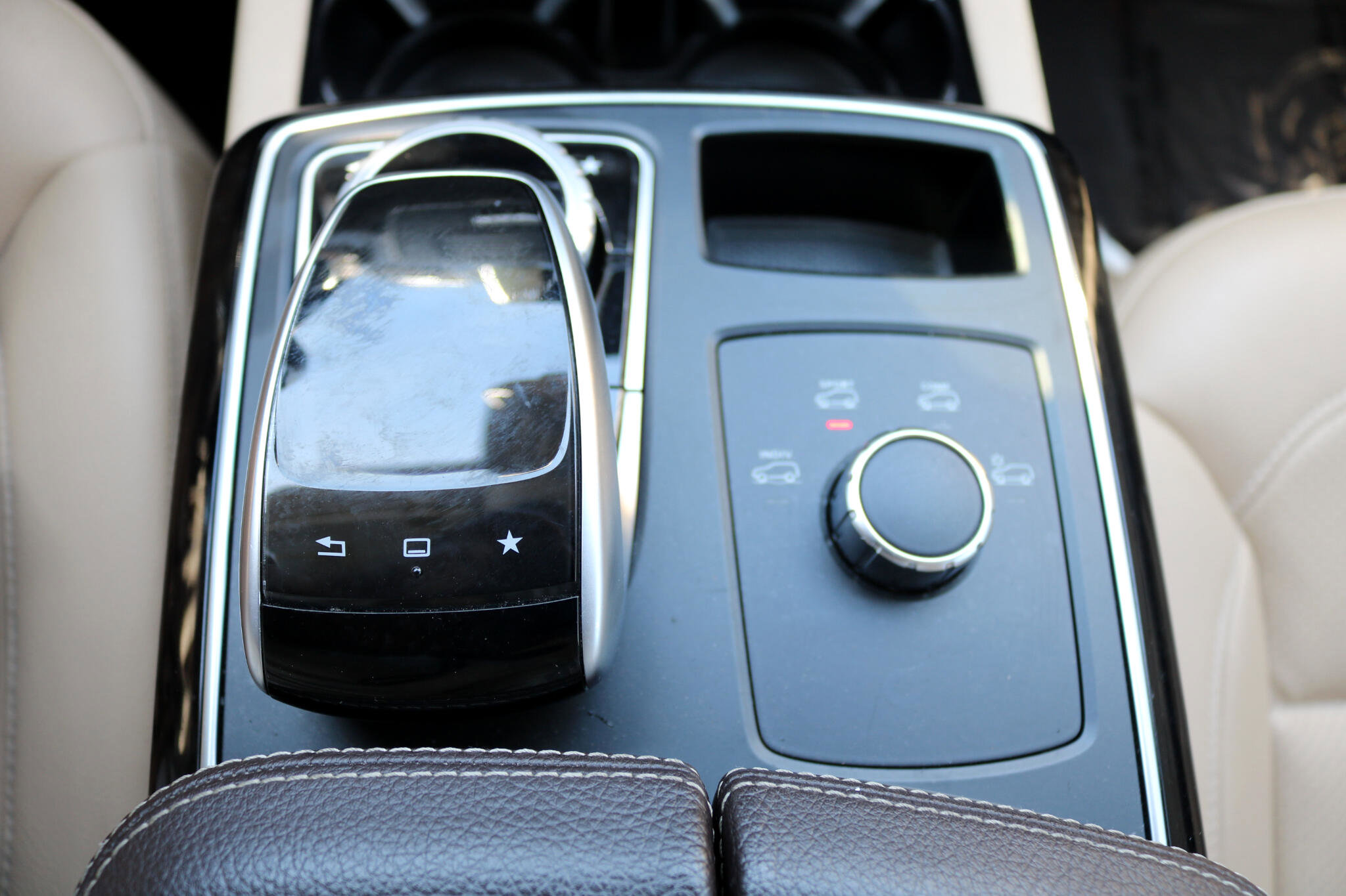 Used 2016 Mercedes-Benz GLE 350 RWD 4dr GLE 350 w/ Premium Package image 85