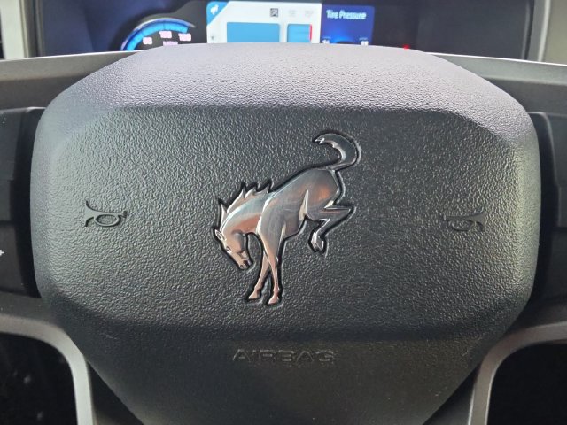Used 2023 Ford Bronco Outer Banks AWD/4WD image 5