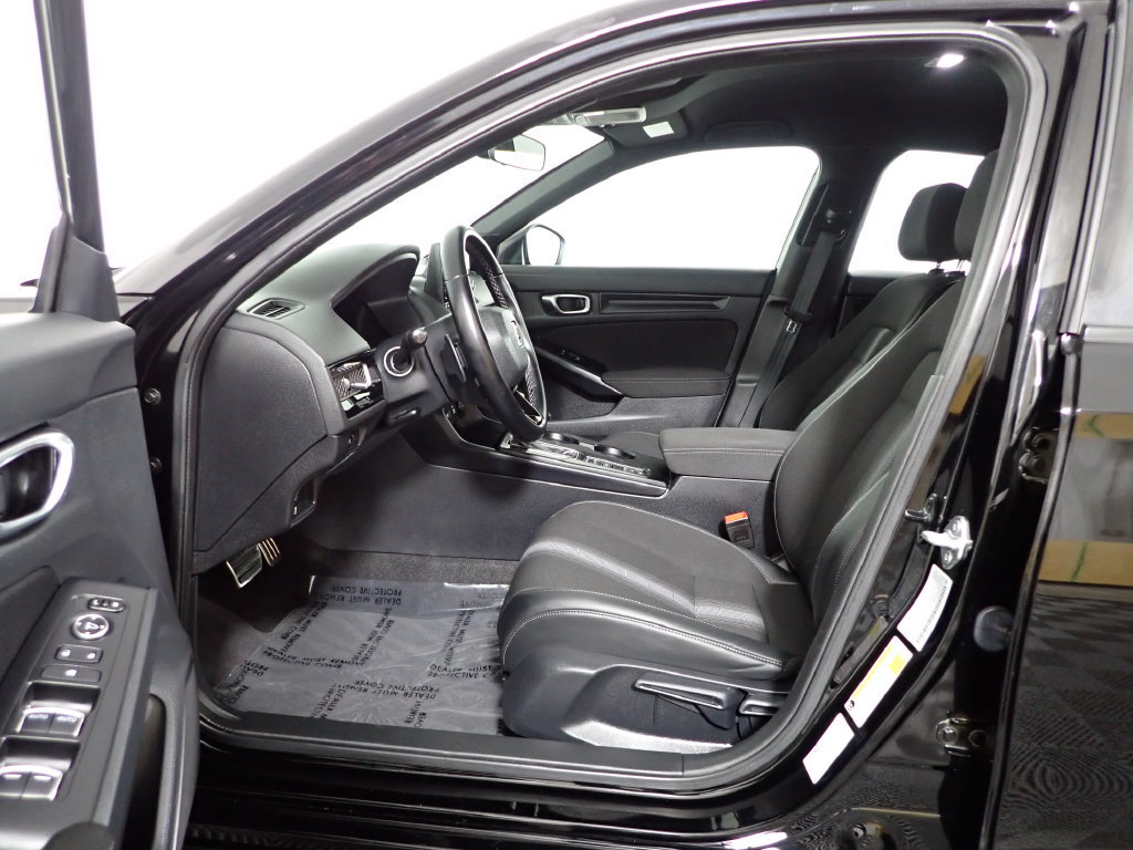 Used 2023 Honda Civic Sport image 18