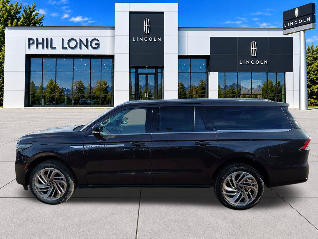 New 2026 Lincoln Navigator L Reserve AWD/4WD image 4