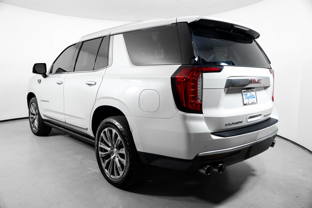 Used 2021 GMC Yukon Denali w/ Denali Premium Package RWD image 12